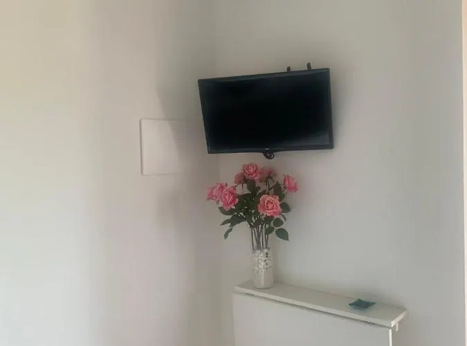 לינה וארוחת בוקר A סורנטו